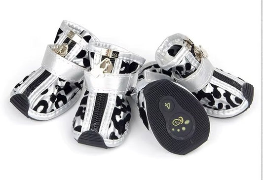 Antypoślizgowe buty dla psa w panterkę Lola